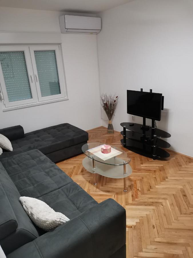 Ad Apartman Bileća Exterior foto